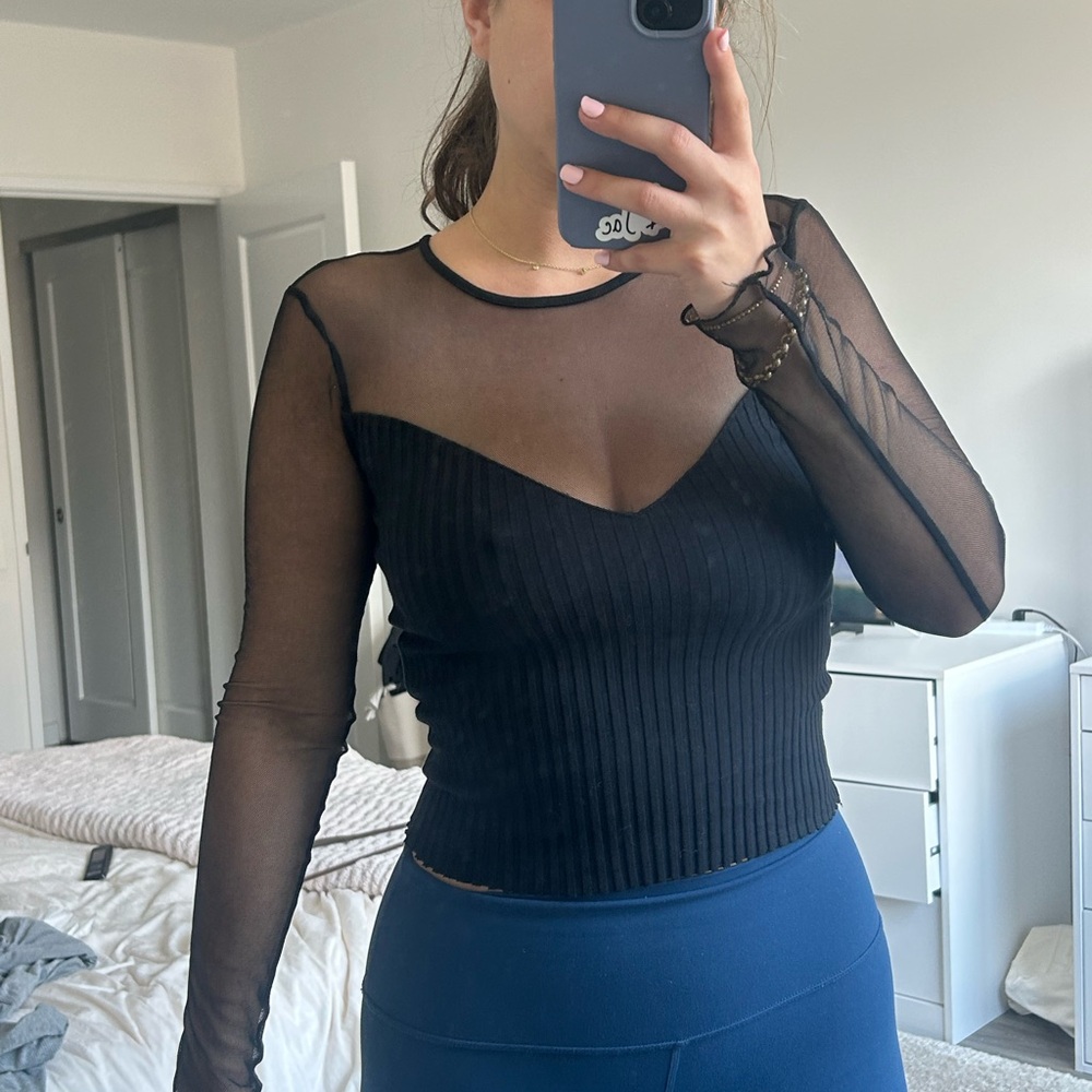Zara Black Fitted Sheer Ribbed Blouse
